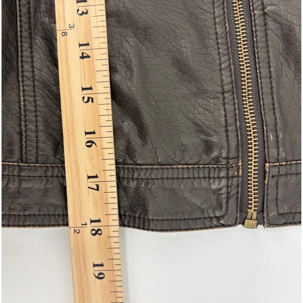 Lika Rulla faux leather